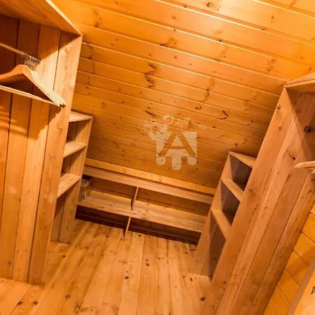 Chalet Du Dragon Dom wakacyjny Chambon-sur-Lac